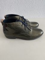 Olivgrüne Stiefeletten von MAX in Gr. 39