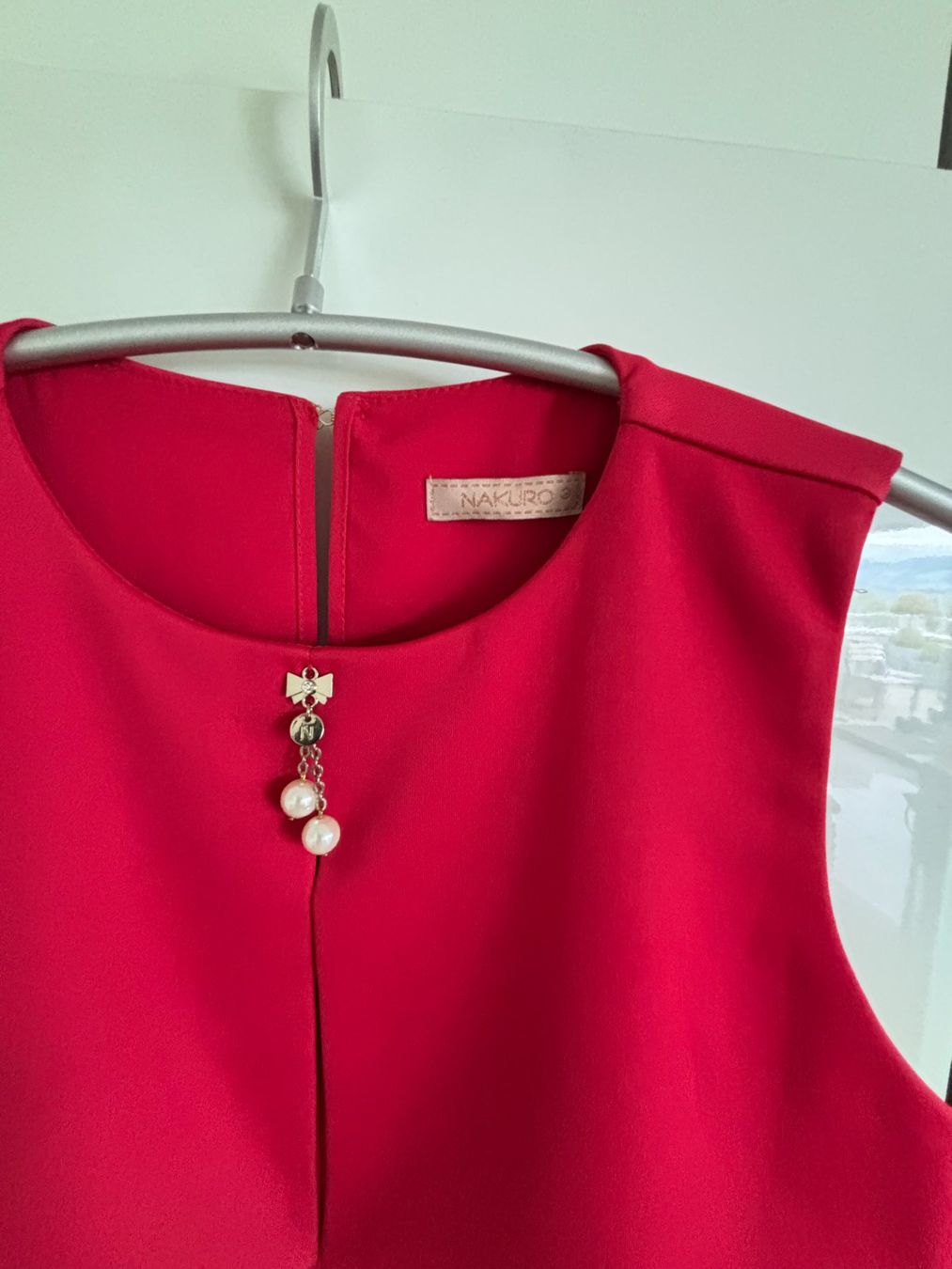 Vestiti: Kleid Grösse M, sehr schöner Schnitt – Usato da Laax GR venduto da wil_66wq 1