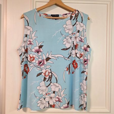 Sommertop Sixth Sense Gr. XL Blumen blau weiss Top ärmellos