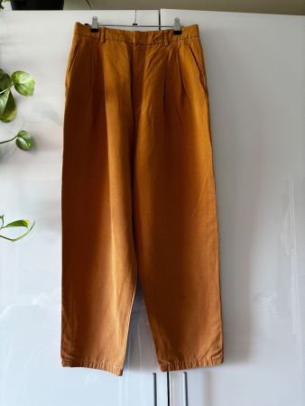 ZARA Bundfaltenhose Gr. M