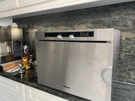 Miele Dampfgarer DG 2350 (Abholung in Flims)