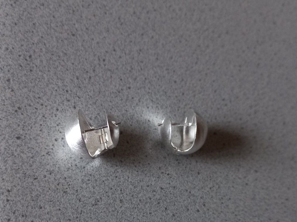 Ohrringe & -stecker: 2 Creolen Silberohrstecker 925, 4,7g – Neu und originalverpackt aus Winistorf von acreativ