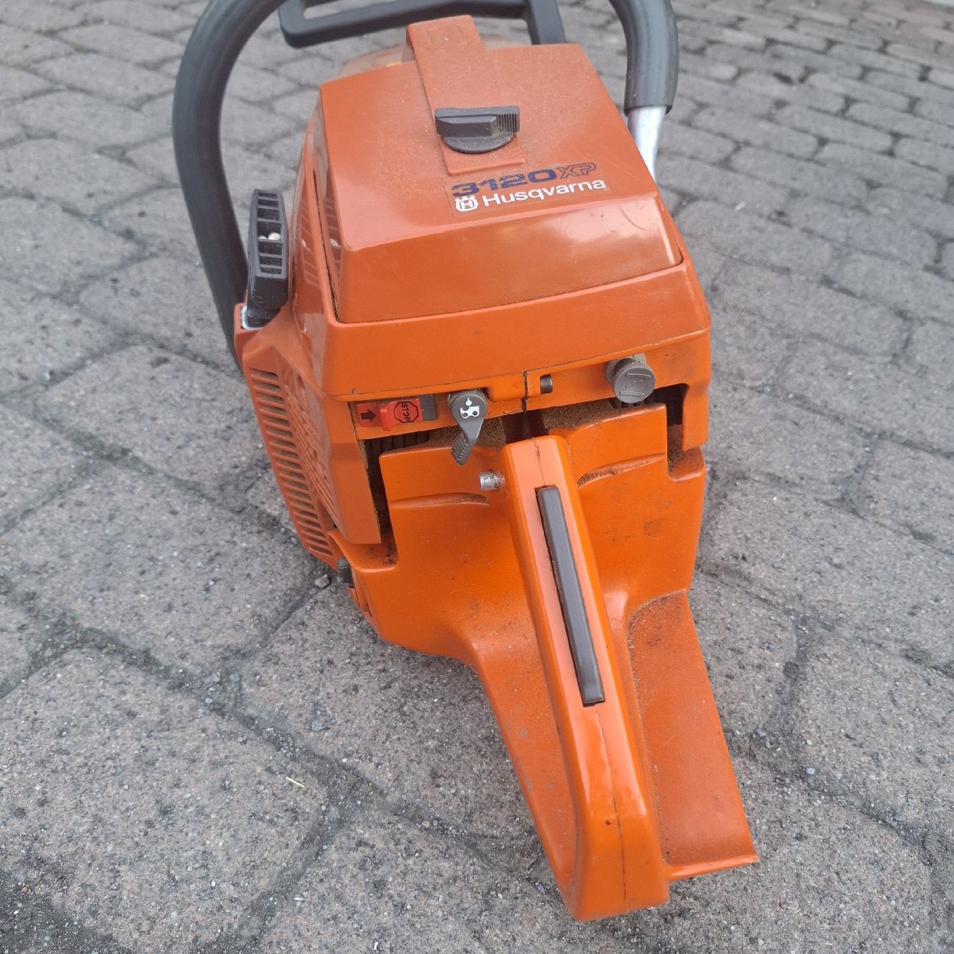 Husqvarna Sägen: Husqvarna 3120 xp  – Gebraucht aus Kandersteg von run_227p 1