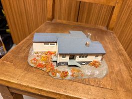 Modellbauhäuschen für Eisenbahnanlage 1:87
