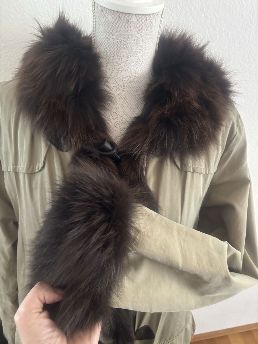 Giacche: Jacke mit Pelz Gr. M/L – Usato da Winterthur venduto da san_wd8j 2