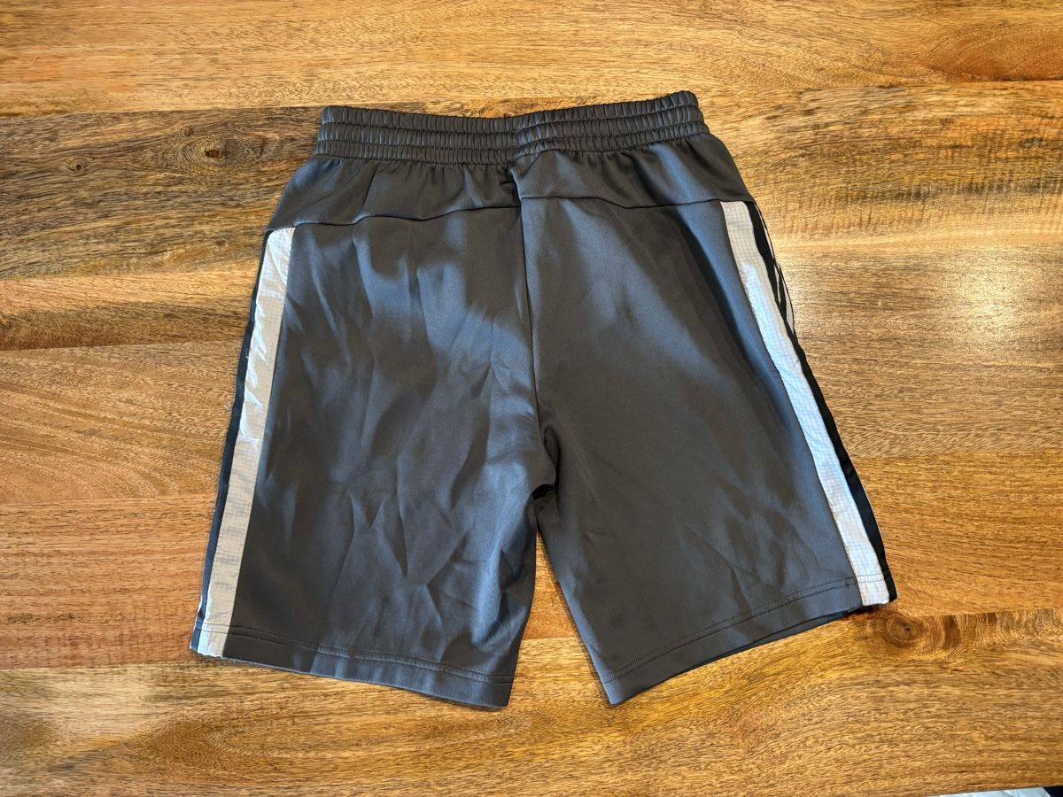 Adidas Pantaloni: Adidas Sporthose Gr.164 – Usato da Oberdorf SO venduto da sa-na 1
