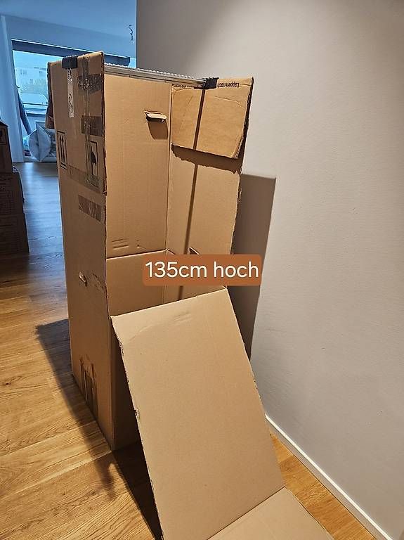 Cartoni: 4 Kleiderumzugkartons – Usato da St. Gallen venduto da Sellstuff 1