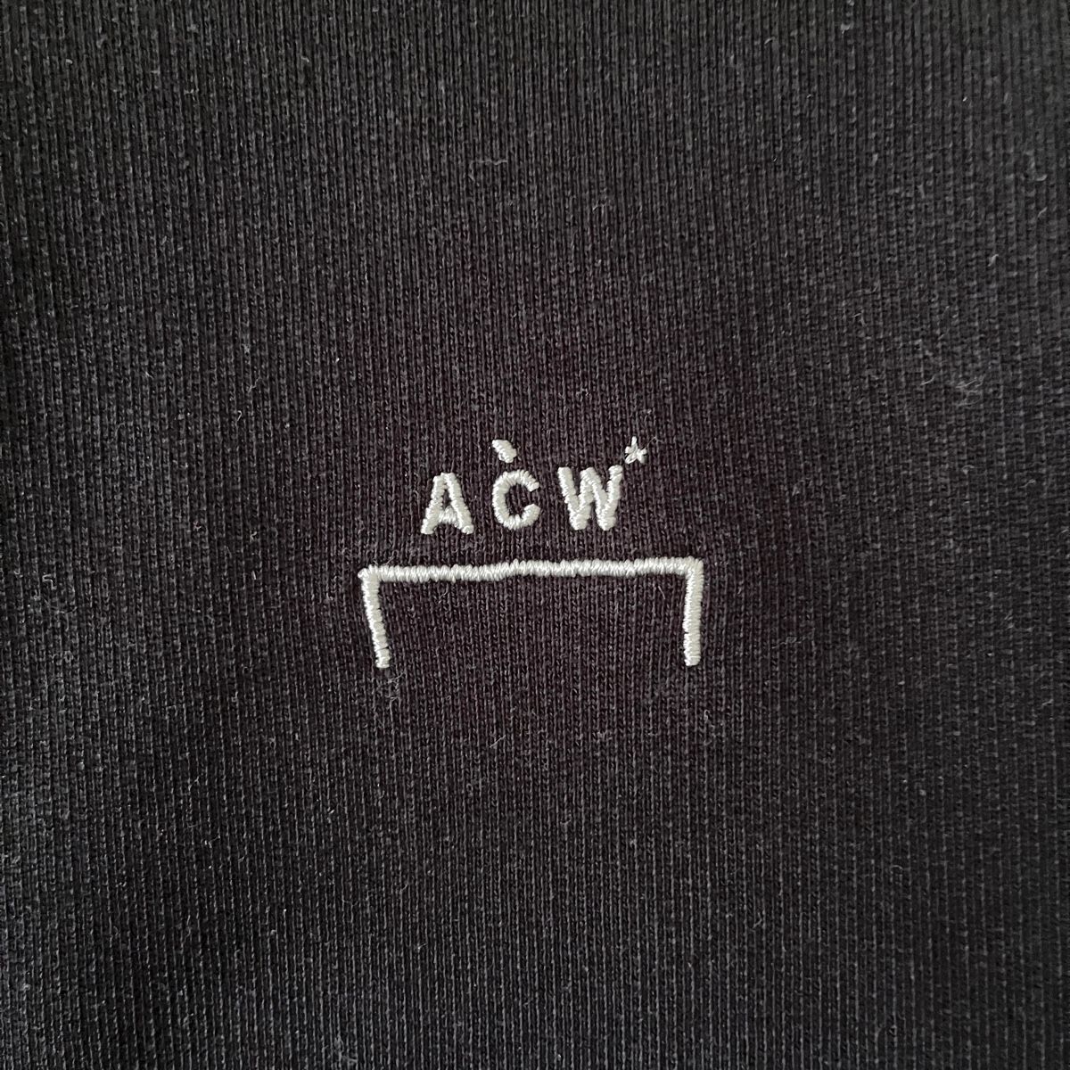 Maglioni & Felpe: A-COLD-WALL logo-print crew neck sweatshirt – Usato da Tannay venduto da hypefromhome 2