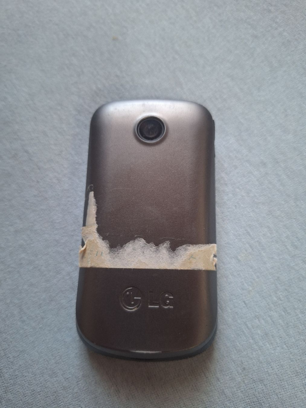 LG Telefoni cellulari / Smartphones: Téléphone portable LG – Usato da Tannay venduto da v1n1p00h 2