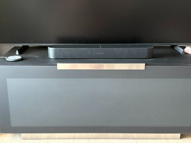 Mobili TV: Modernes TV-Möbel in schwarz matt mit Glasfront – Usato da Samstagern venduto da Jenny4678 3