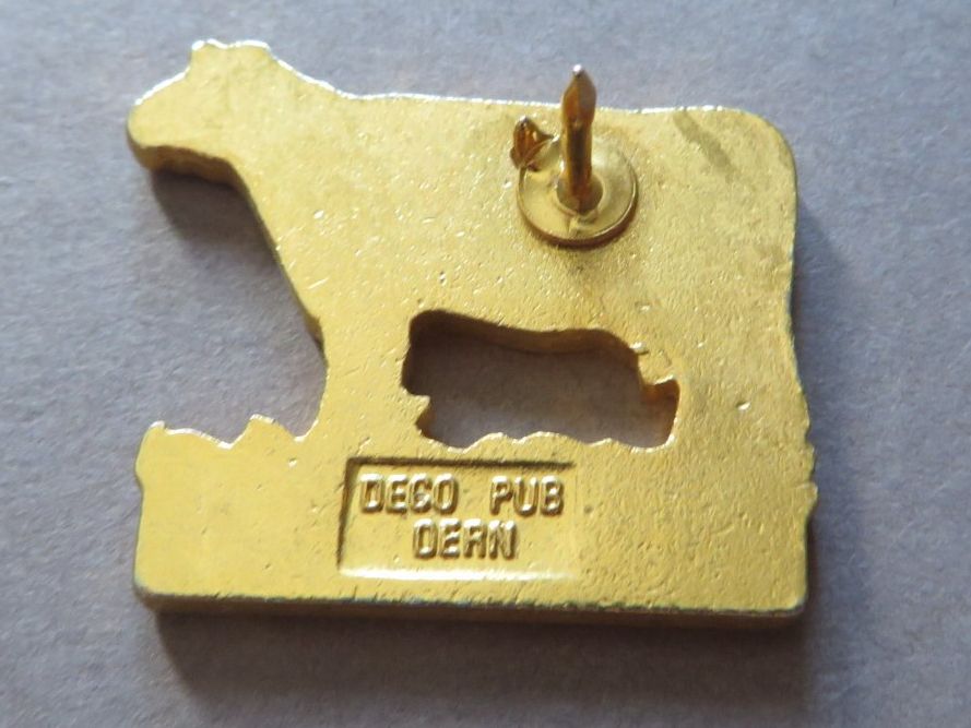 Placchette & Badge: PIN, KUH, SCHWEIZER BAUER, JOURNAL – Usato da Neuhausen venduto da luckimucki 1
