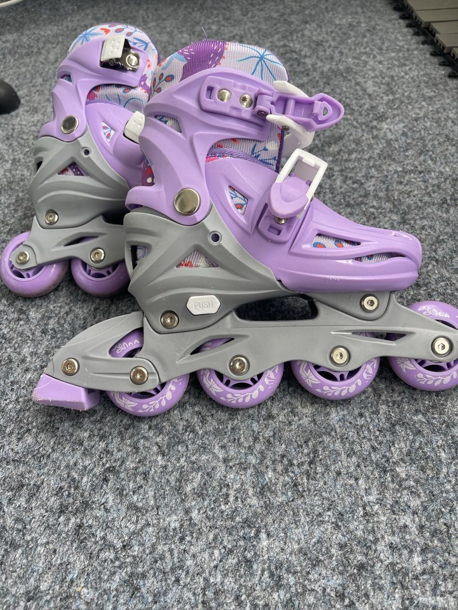 Inline-Skating & Rollschuhe: Adjustable Inline Skates - Purple, Size S – Gebraucht aus Steinen von ole_7py7 2