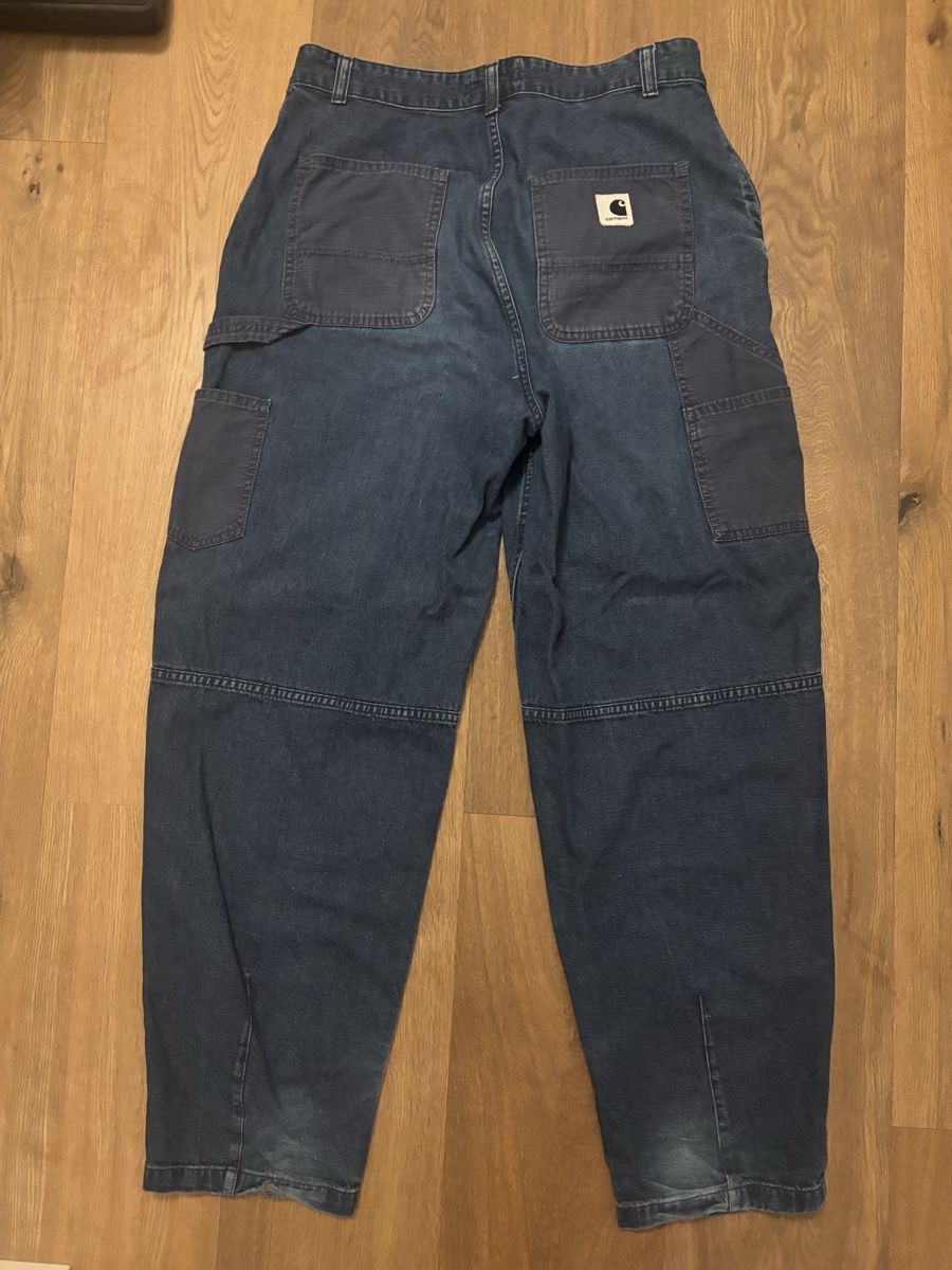 Carhartt Jeans: Carhartt Loose Tapered Jeans  – Usato da Zürich venduto da sop_tq8x