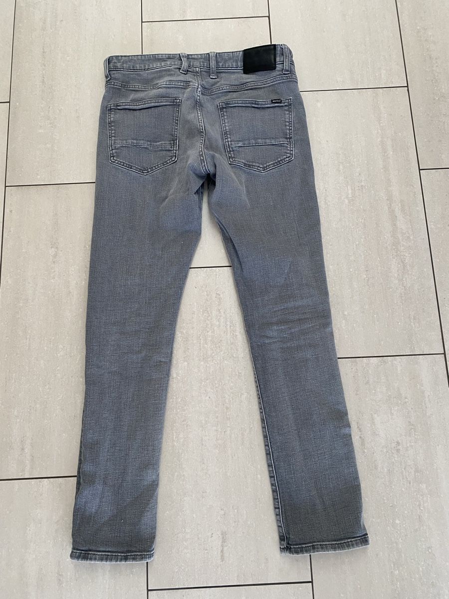 Jeans: Herren Jeans grau Gr.33/32 – Usato da Wädenswil venduto da JJ15 1