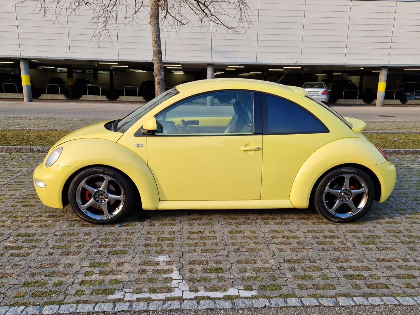 VW Automobili: VW New Beetle – Usato da Zwingen venduto da bea_h7ch 2