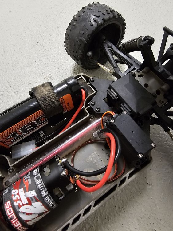Reely RC auto 1:10 (Gebraucht) in Herisau für CHF 40 – nur Abholung auf ...
