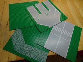 Lego 4 x Diverse Grüne Platten  (4)
