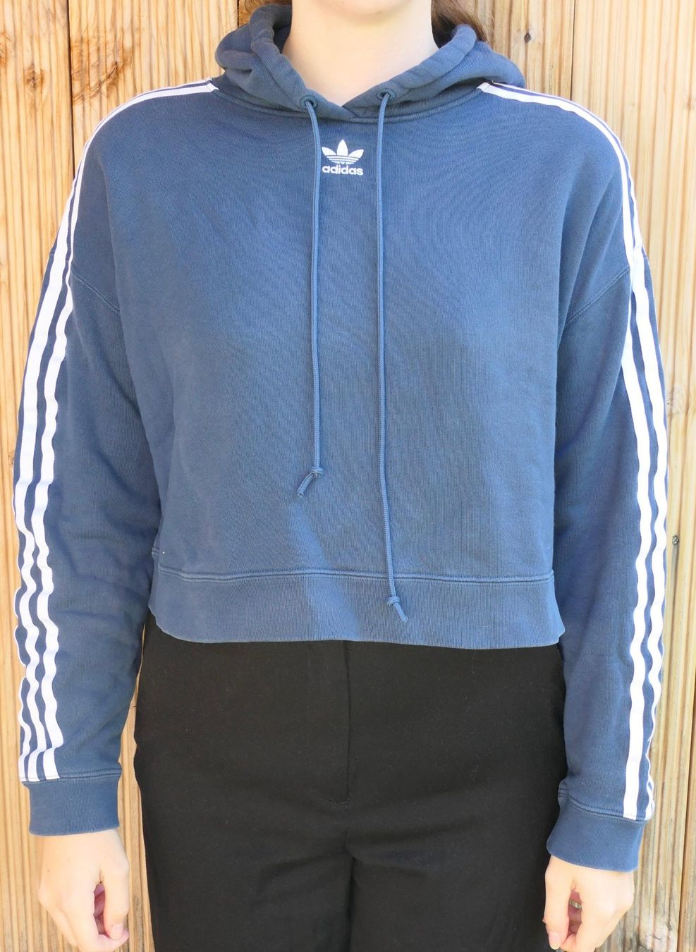 Adidas Pullover & Sweatshirts: Kapuzenpullover – Gebraucht aus Münchenbuchsee von Yothu