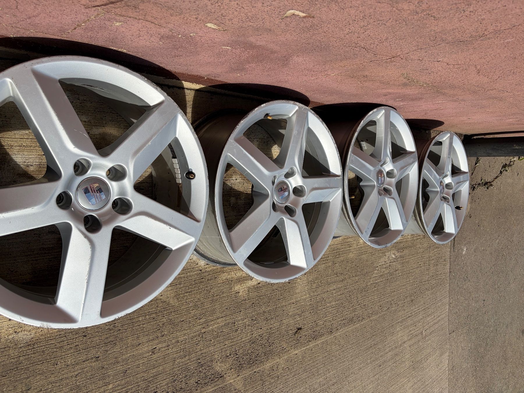 Seat Cerchioni: Alufelgen zu Seat Exeo oder anderen Seat Modellen – Usato da Konolfingen venduto da borkenkaefer91