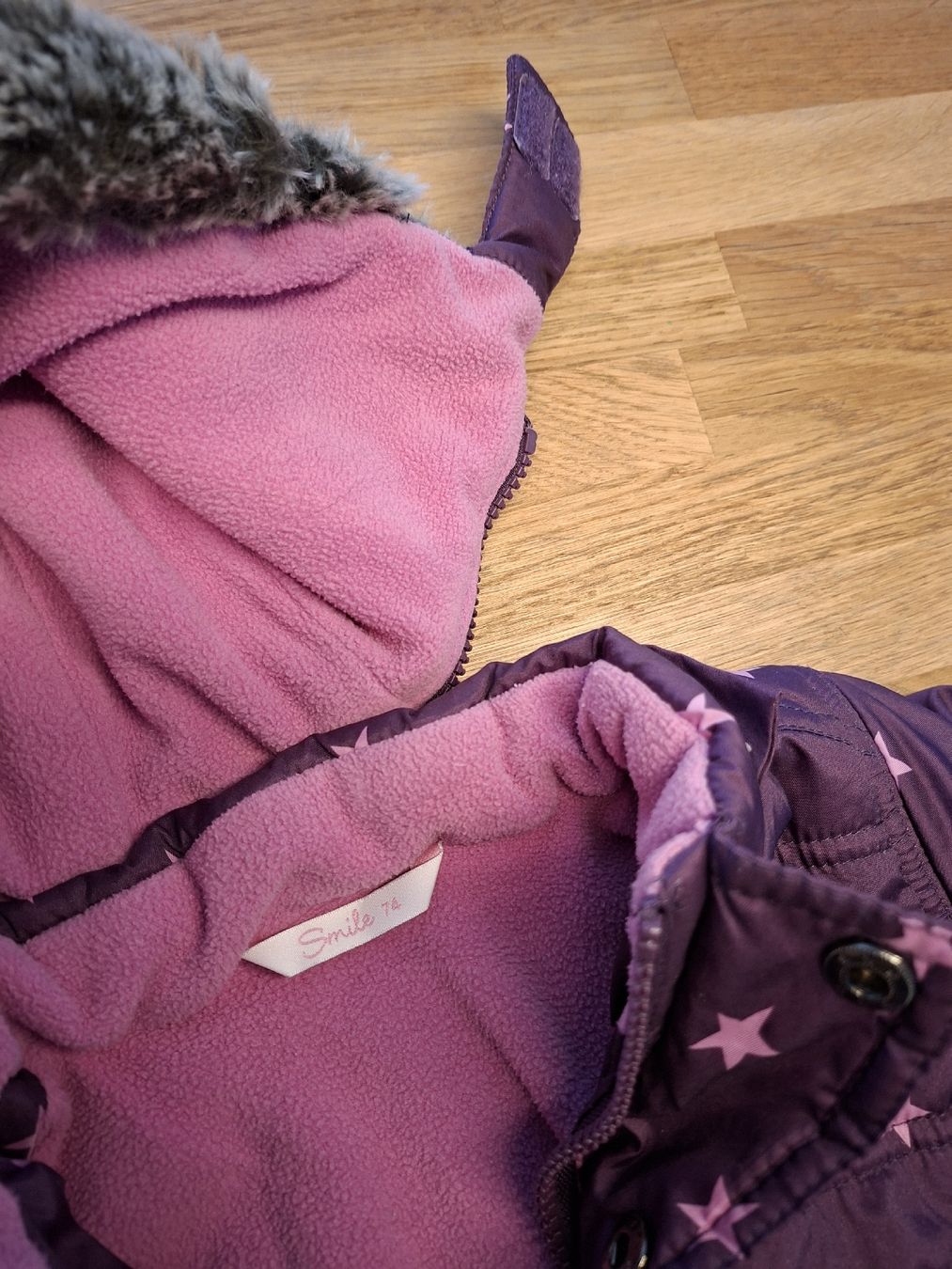 Giacche & Cappotti: Winterjacke Sterne Lila Grösse 74 – Usato da Oberrohrdorf venduto da Ginaja 1