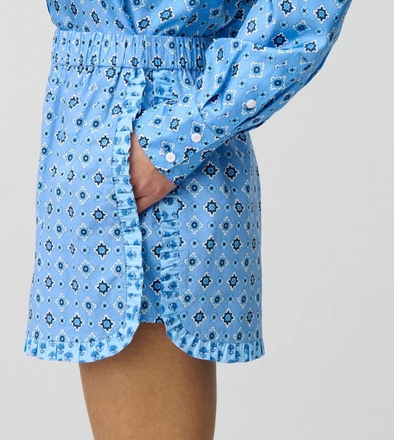 Claudie Pierlot Pantaloni: Claudie Pierlot Shorts – Usato da Bottmingen venduto da Itsclaire 6