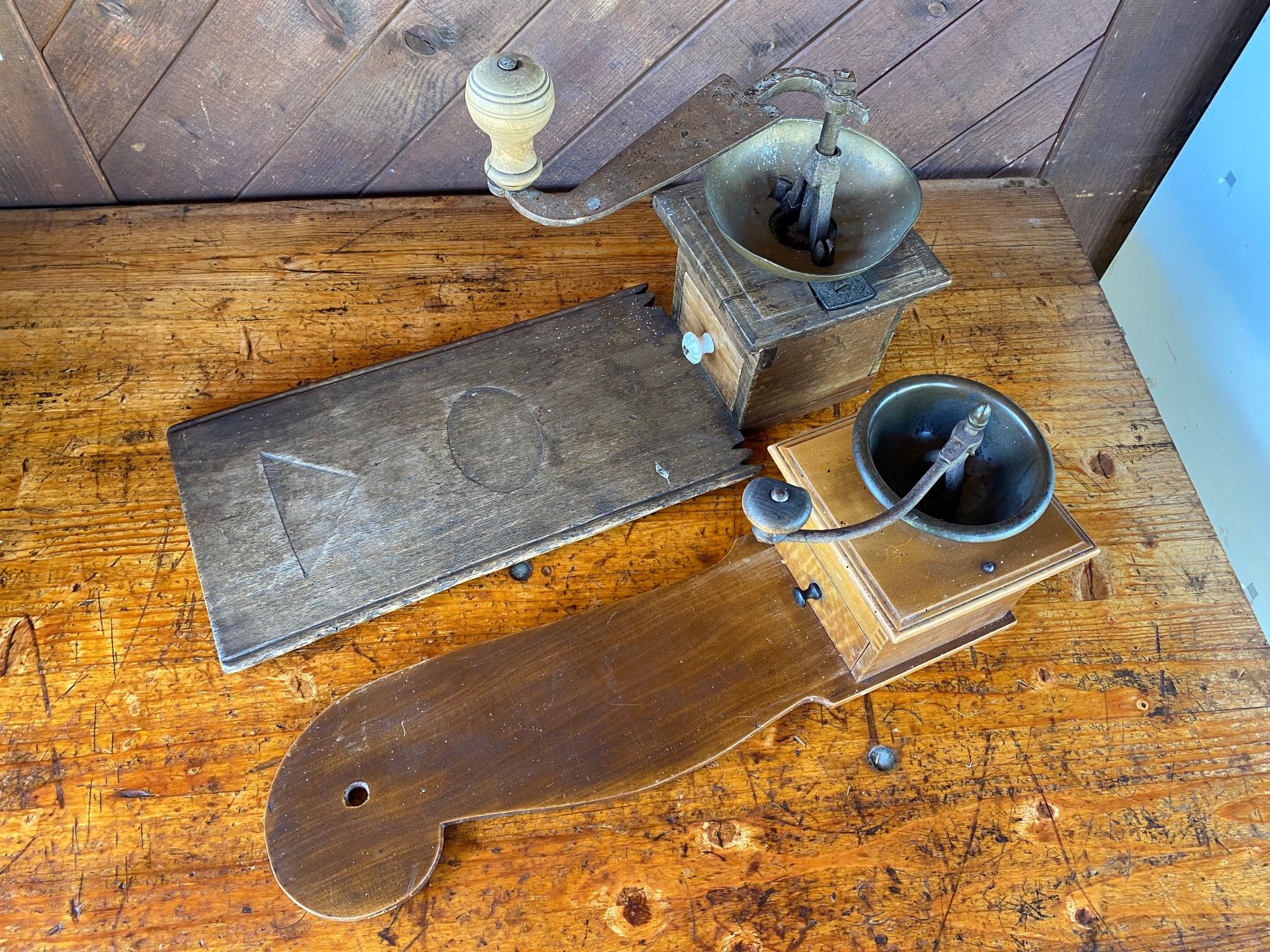 Elettrodomestici da cucina: 2 seltene antike Kaffeemühlen um 1900 – Usato da Feldbach venduto da Olive1 1