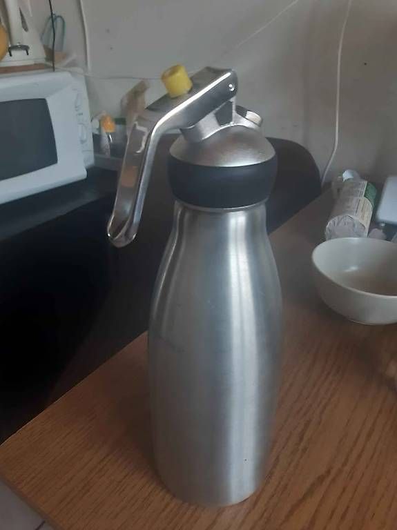 Elettrodomestici da cucina: Siphon Chantilly Kisag 1L – Nuovo e nell'imballaggio originale da Lausanne venduto da Mikael_Druid
