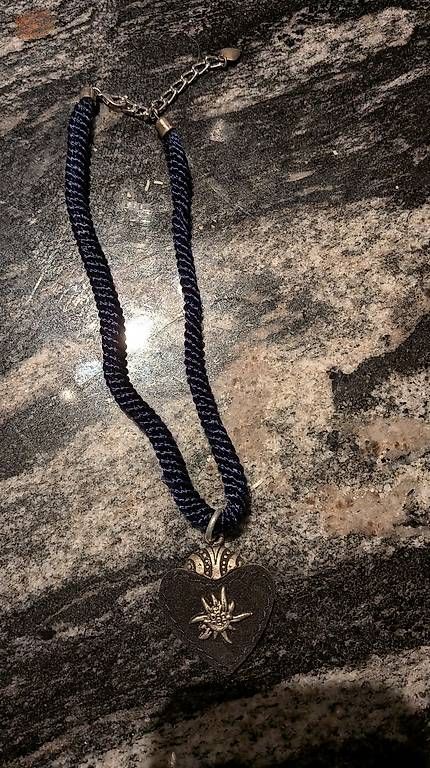 Ketten: Halskette Herz Modeschmuck – Gebraucht aus Wattenwil von karinschaw 2