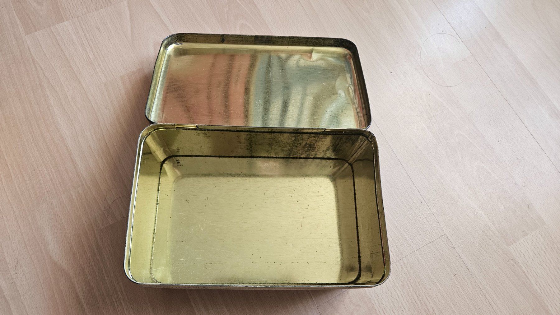 Sonstige Dekorationen & Accessoires: Blechdose, Blechschatulle, Blechbox – Gebraucht aus Jona von ASMARADO 5