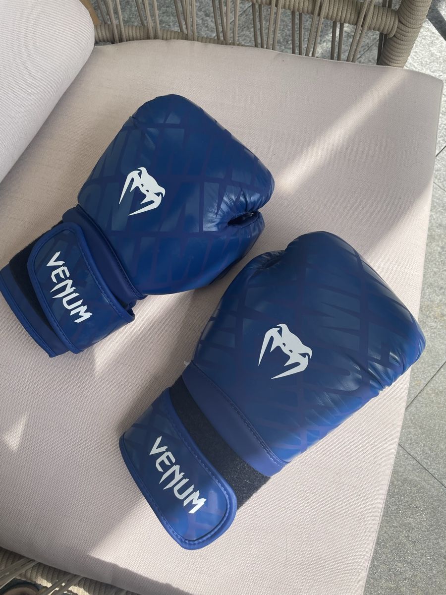 Guanti & manicotti: Boxhandschuhe 14oz – Usato da Laufen venduto da bia_7vr6 5