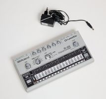 Roland TR-606, Vintage Drummachine Baujahr 1983