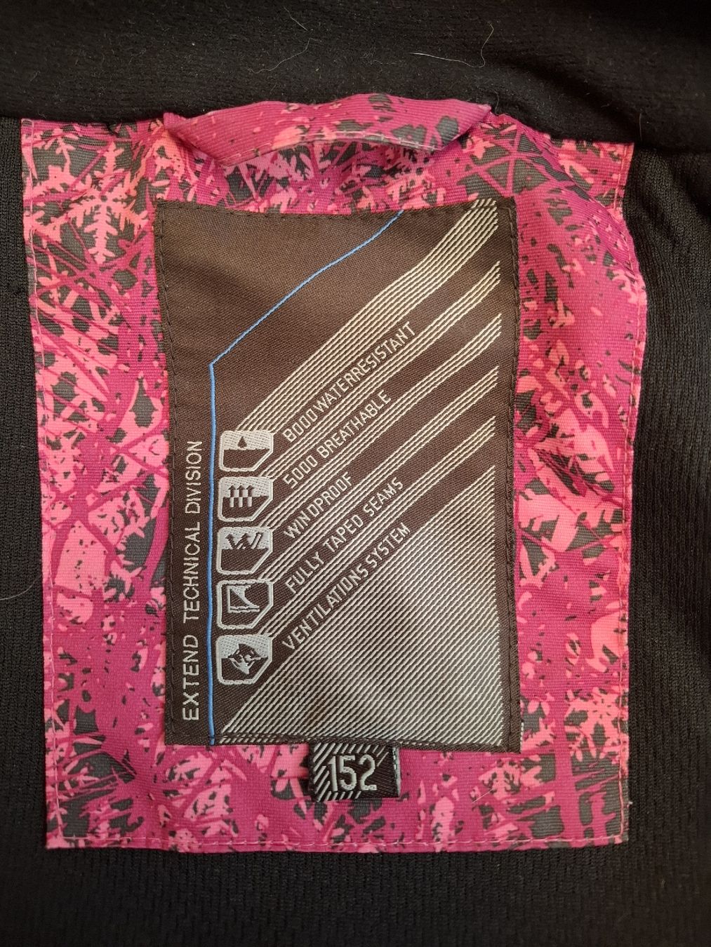 Giacche & Cappotti: Veste de ski rose en taille 152 – Usato da Ecublens FR venduto da ame_y8tq 9
