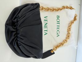 Bottega Veneta The Chain Pouch Bag Schwarz, Leder, Top!