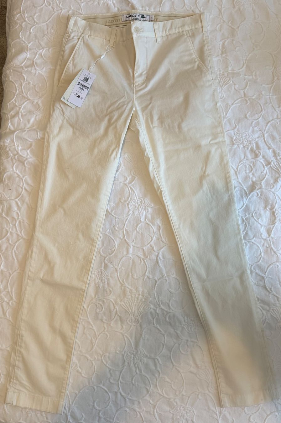 Lacoste Hosen: NEUE Lacoste Slim Fit Chino-Hose – Gebraucht aus Baden von ovi_85bh