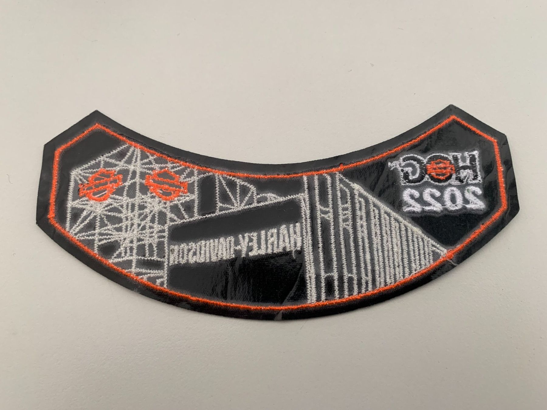 Harley-Davidson Toppe: Harley Owners Group 2022 Patch und Pin, Top Zustand – Nuovo e nell'imballaggio originale da Sarmenstorf venduto da habasa 2