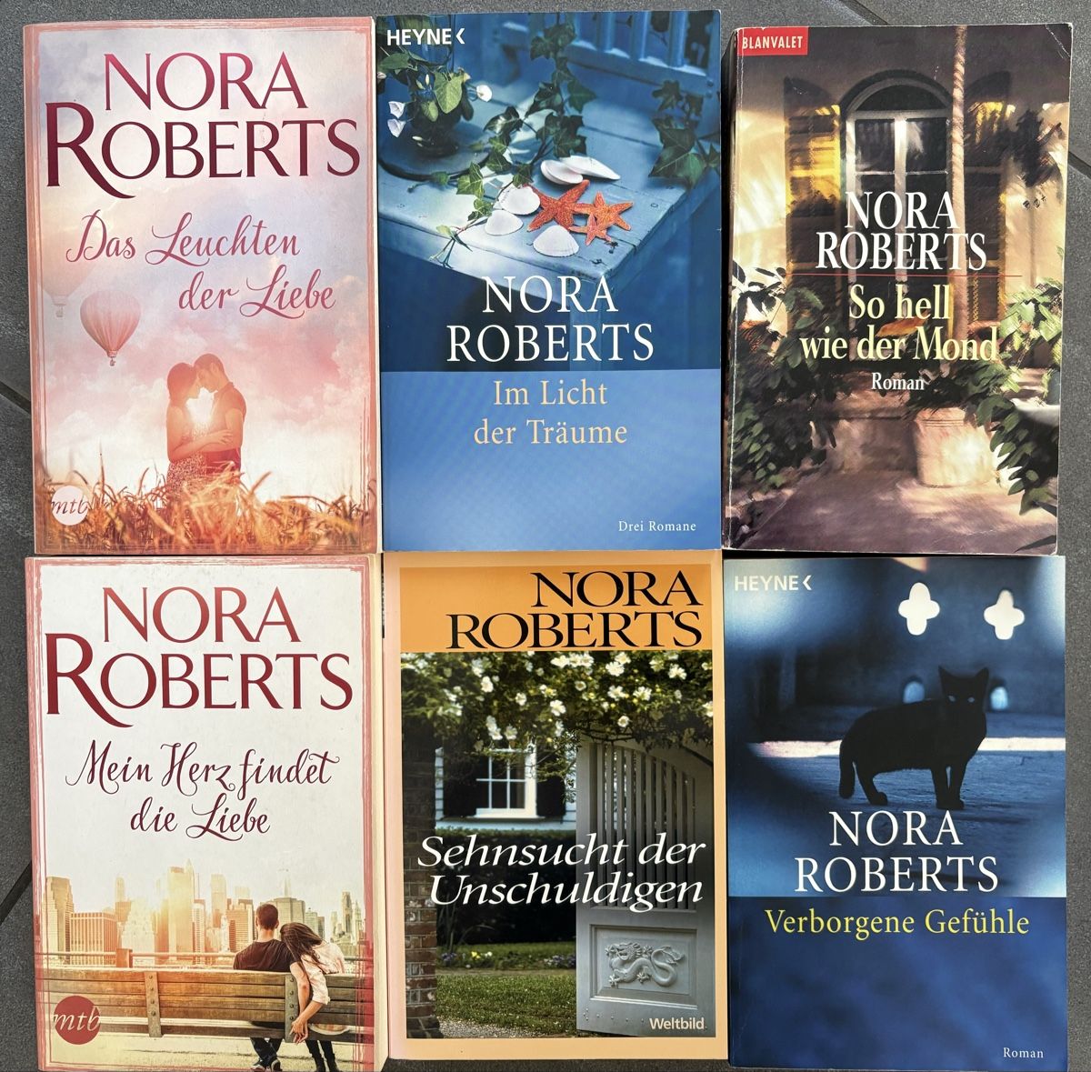 Libri: Nora Roberts Paket (25 Stk.) – Usato da Kestenholz venduto da Cool2008 4