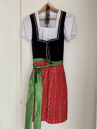 Dirndl gr.36