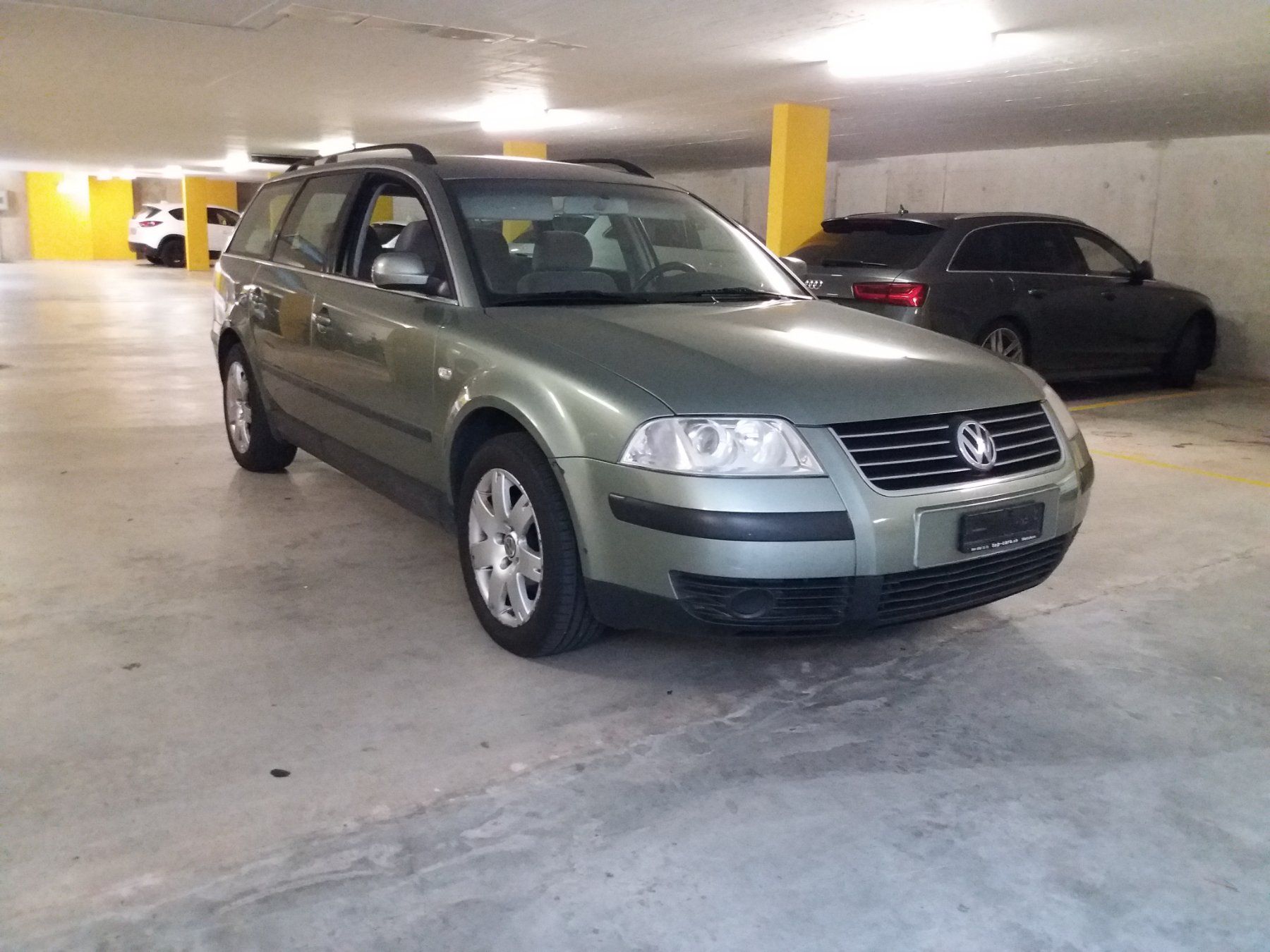 VW Automobili: VW Passat 2.0 Var. 4 Motion – Usato da Kloten venduto da Vgosy 1