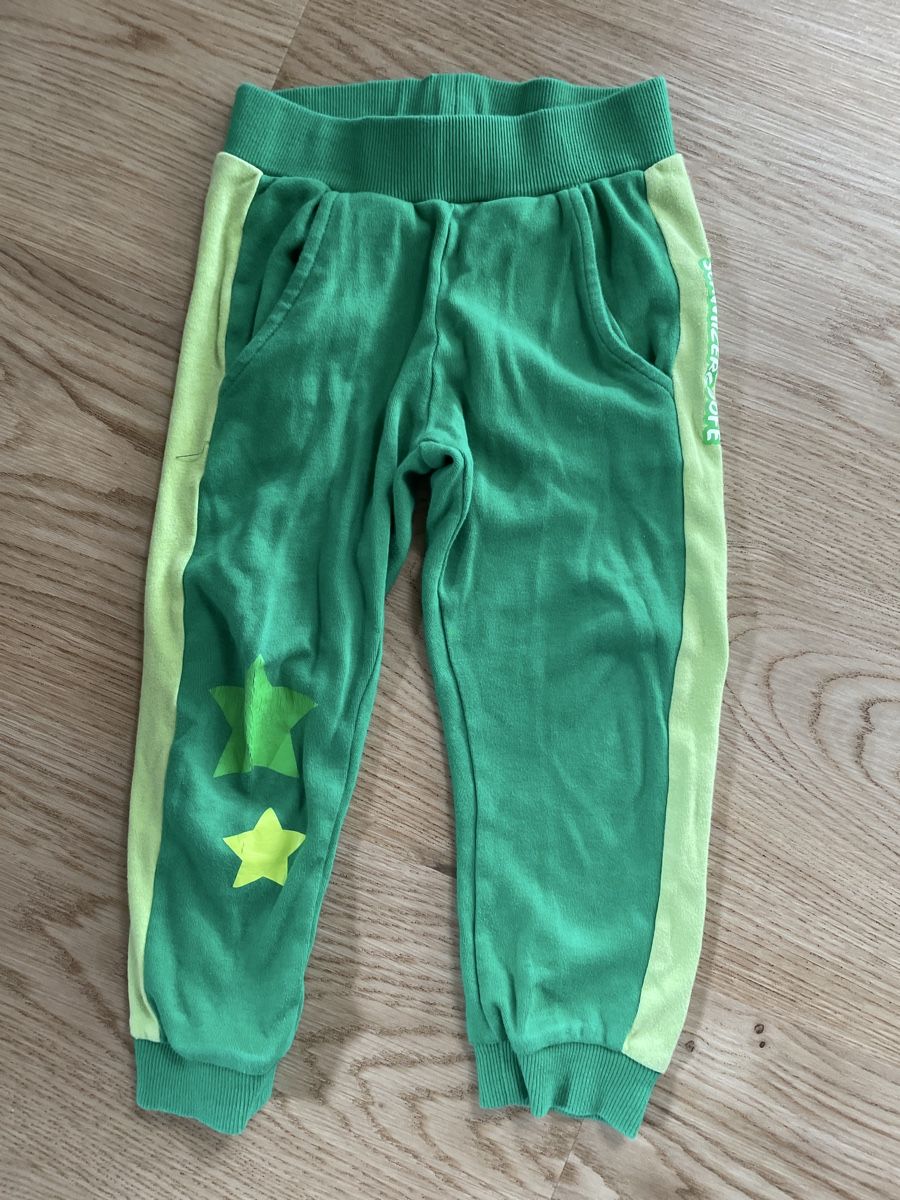 Kleiderpakete: Schwiizergoofä Outfit 98/104 – Gebraucht aus Nänikon von broug 2