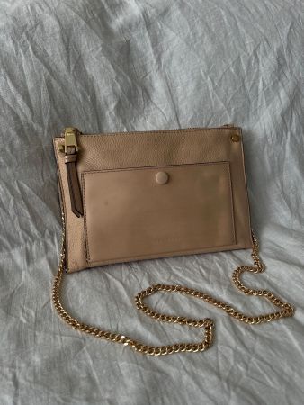Sandro Ledertasche beige Goldkette Clutch Bag Handtasche