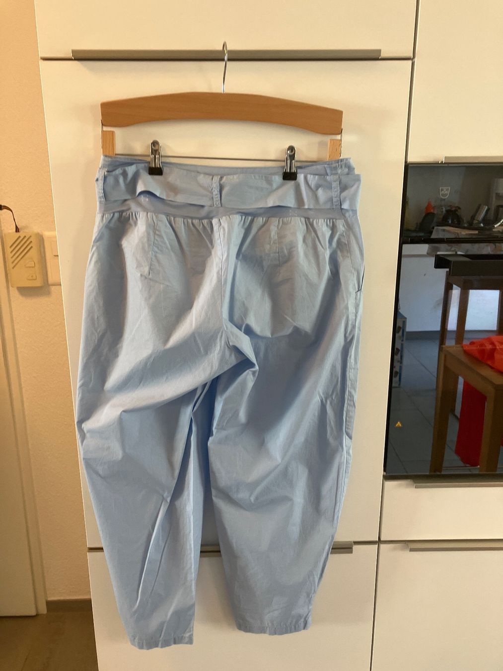 Nile Pantaloni: Sommer Stoffhose hellblau  Gr. M von NILE – Usato da Richterswil venduto da iso_w8ys 2