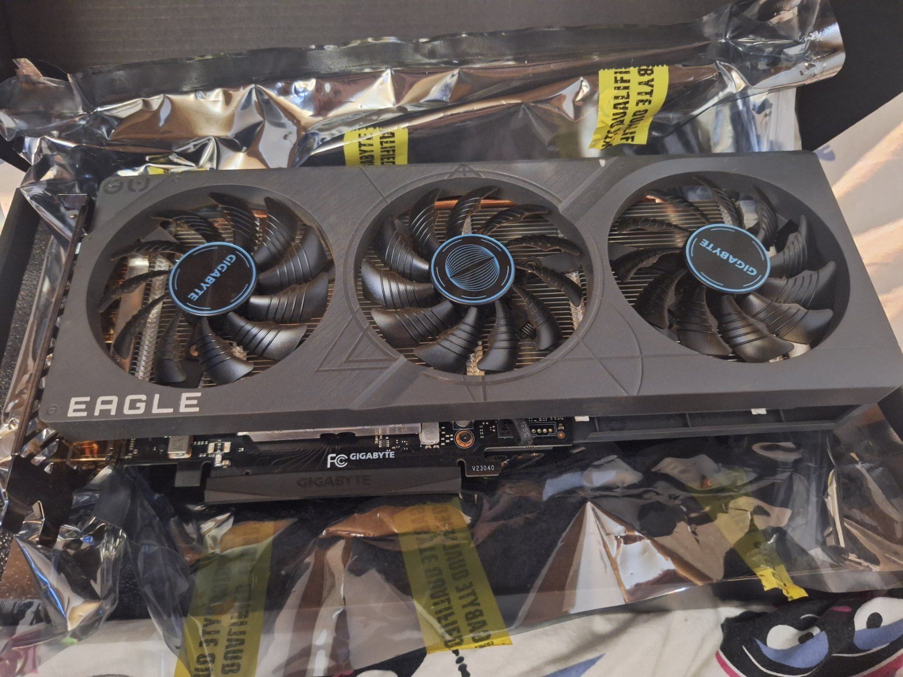 Gigabyte Schede grafiche: Carte graphique GeForce RTX 4060 Gigabyte Eagle OC 8Gb – Usato da Bernex venduto da yozyoz 3