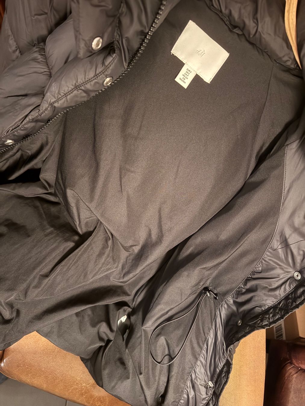 H&M Giacche: H&M Pufferjacke mit Kapuze – Usato da Obfelden venduto da cesarina10 4