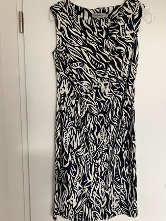 Schickes Sommerkleid von FOX'S Gr. 36 im Zebra-Look
