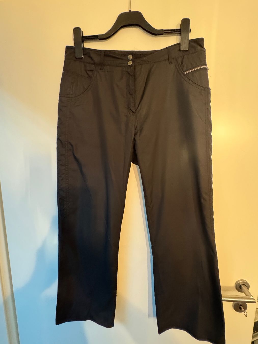 Pantaloni: Golf - Freizeithosen VALIENTE - Damen - Grösse 42 – Usato da Gurmels venduto da topsommer 1