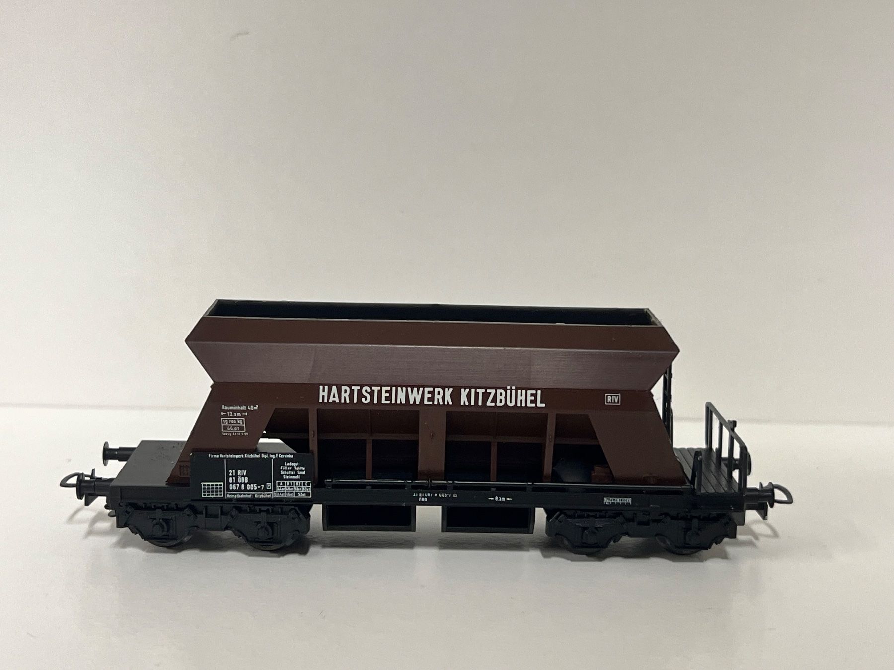 Liliput Modelleisenbahnen: Liliput "Hartsteinwerk Kitzbühel" H0 – Gebraucht aus Geroldswil von TopTrain54