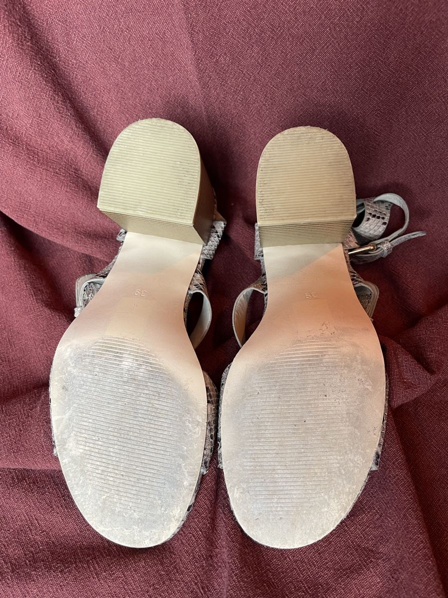 Scarpe da donna: Schlangen-Muster Sandalen, Gr. 38 – Usato da Kölliken venduto da ErmelindaE 2
