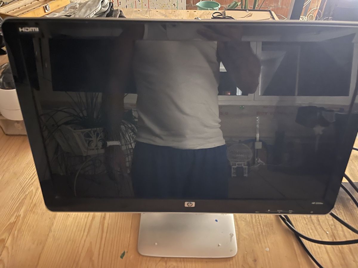 Monitor: HP Bildschirm  – Usato da Bottmingen venduto da ale3829 1