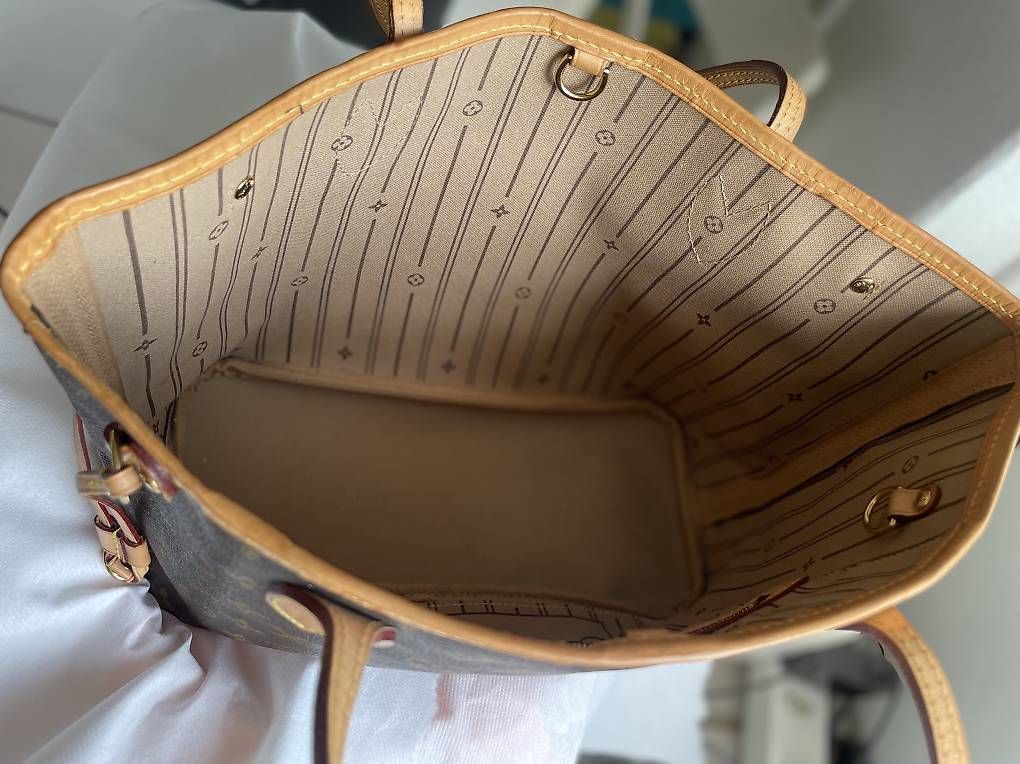 Louis Vuitton Borse da donna: Sac Louis Vuitton modèle Neverfull  P M – Usato da Meyrin venduto da cri_r2d9