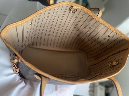 Sac Louis Vuitton modèle Neverfull